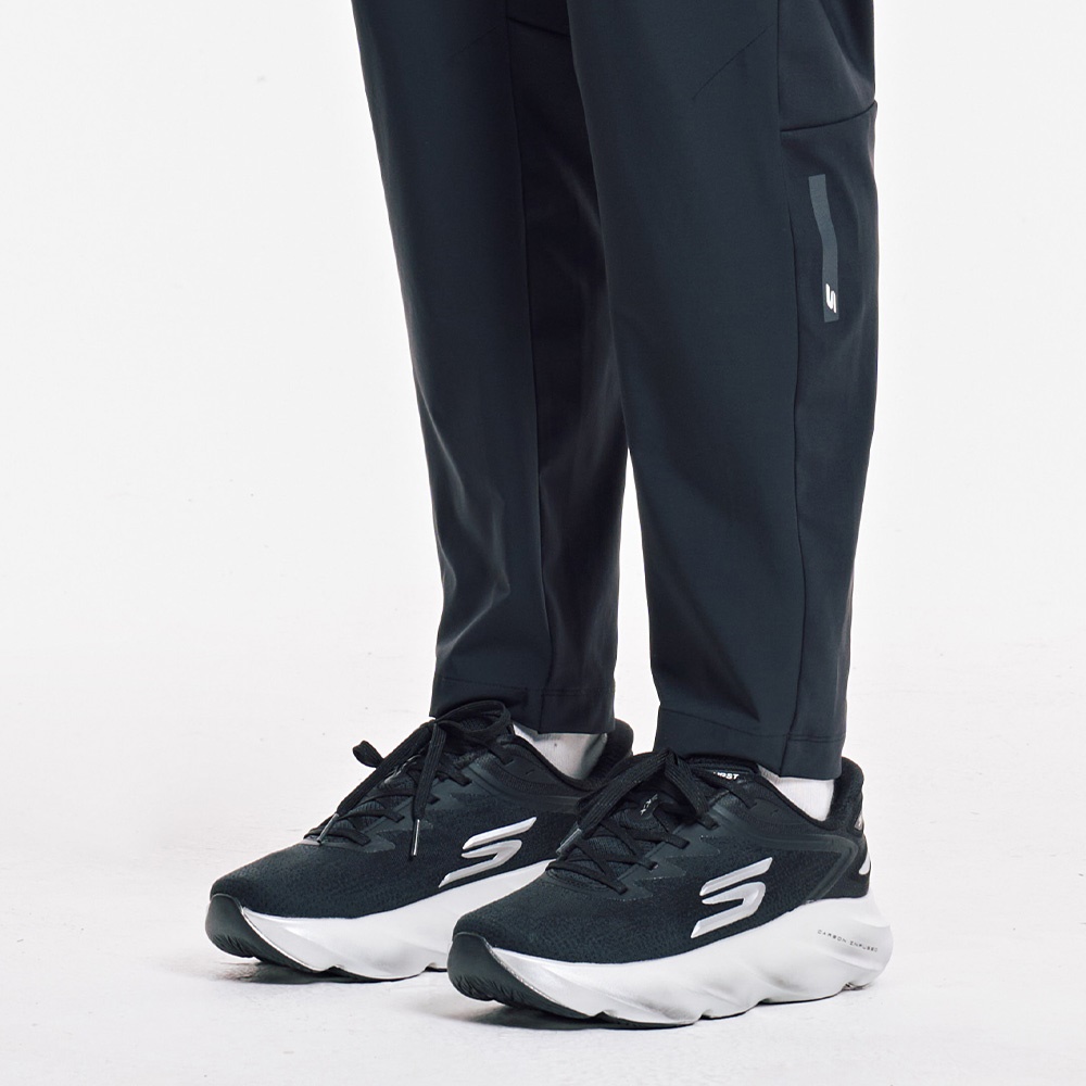 [스케쳐스 러닝화] 스케쳐스 에어로 버스트 (슬립인스)