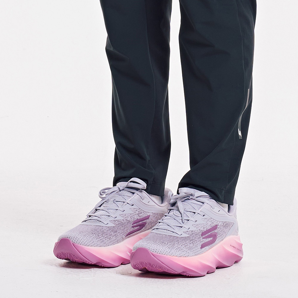 [스케쳐스 러닝화] 스케쳐스 에어로 버스트 (슬립인스)