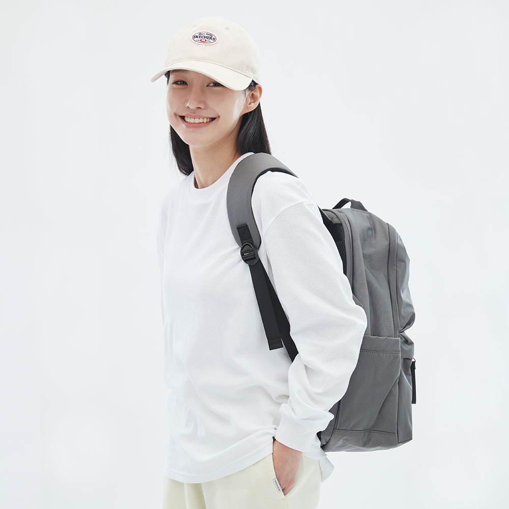 성인 스퀘어 백팩