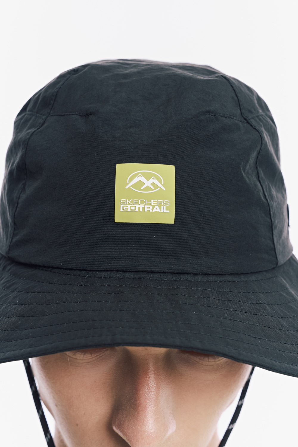 유니 고트레일 스트링 버킷햇