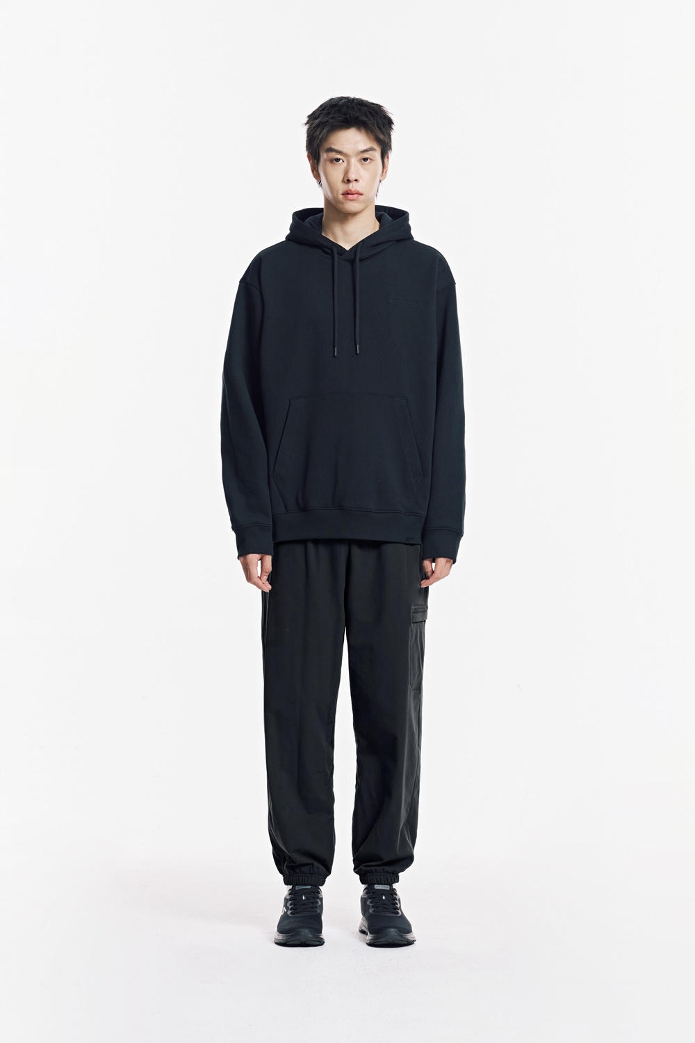 [유지태 착용/스케쳐스 어패럴] 남성 우븐 본딩 카고 팬츠