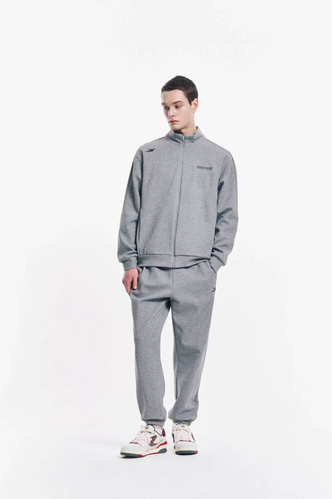 [스케쳐스 어패럴] 남성 에센셜 트레이닝 자켓