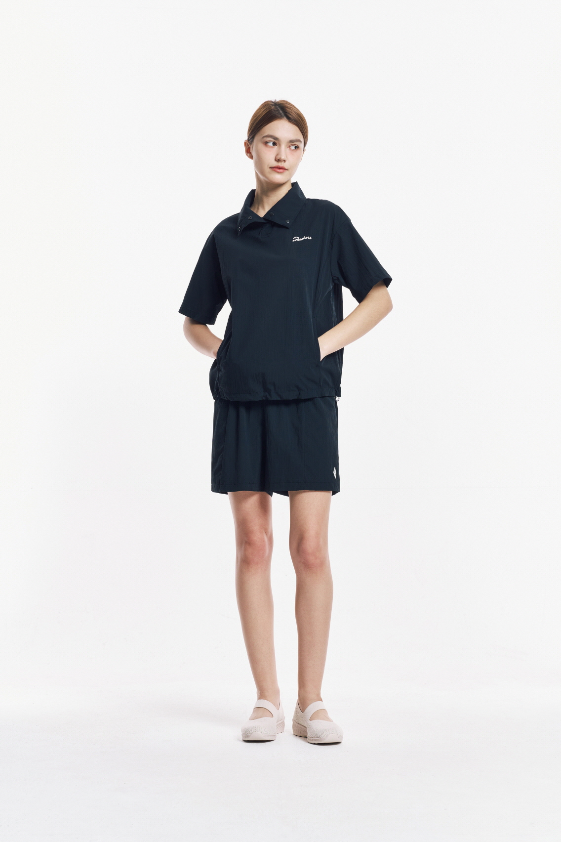 [스케쳐스 어패럴] 여성 시티 에어닷 반팔 풀오버