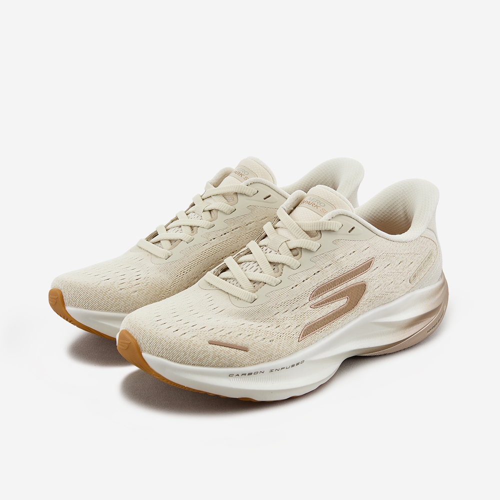 [스케쳐스 러닝화] 스케쳐스 에어로 스파크(슬립인스)